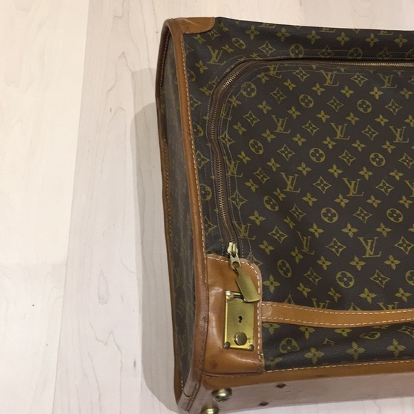 Louis Vuitton authentic Pullman 25x20 suitcase. Lovingly restored. - Picture 2 of 9